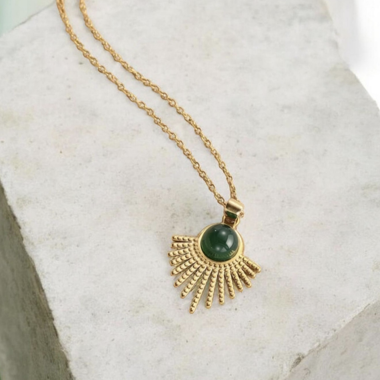Collier PIERRE DE LUNE - VERT
