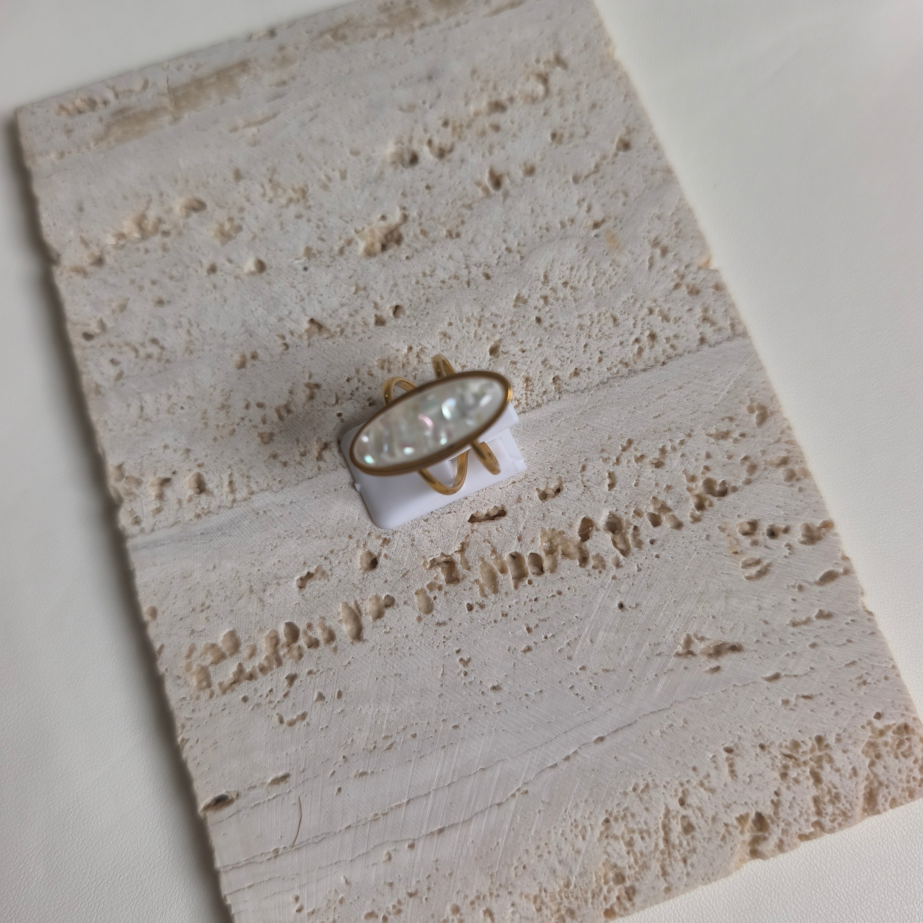 Bague SILENE blanche