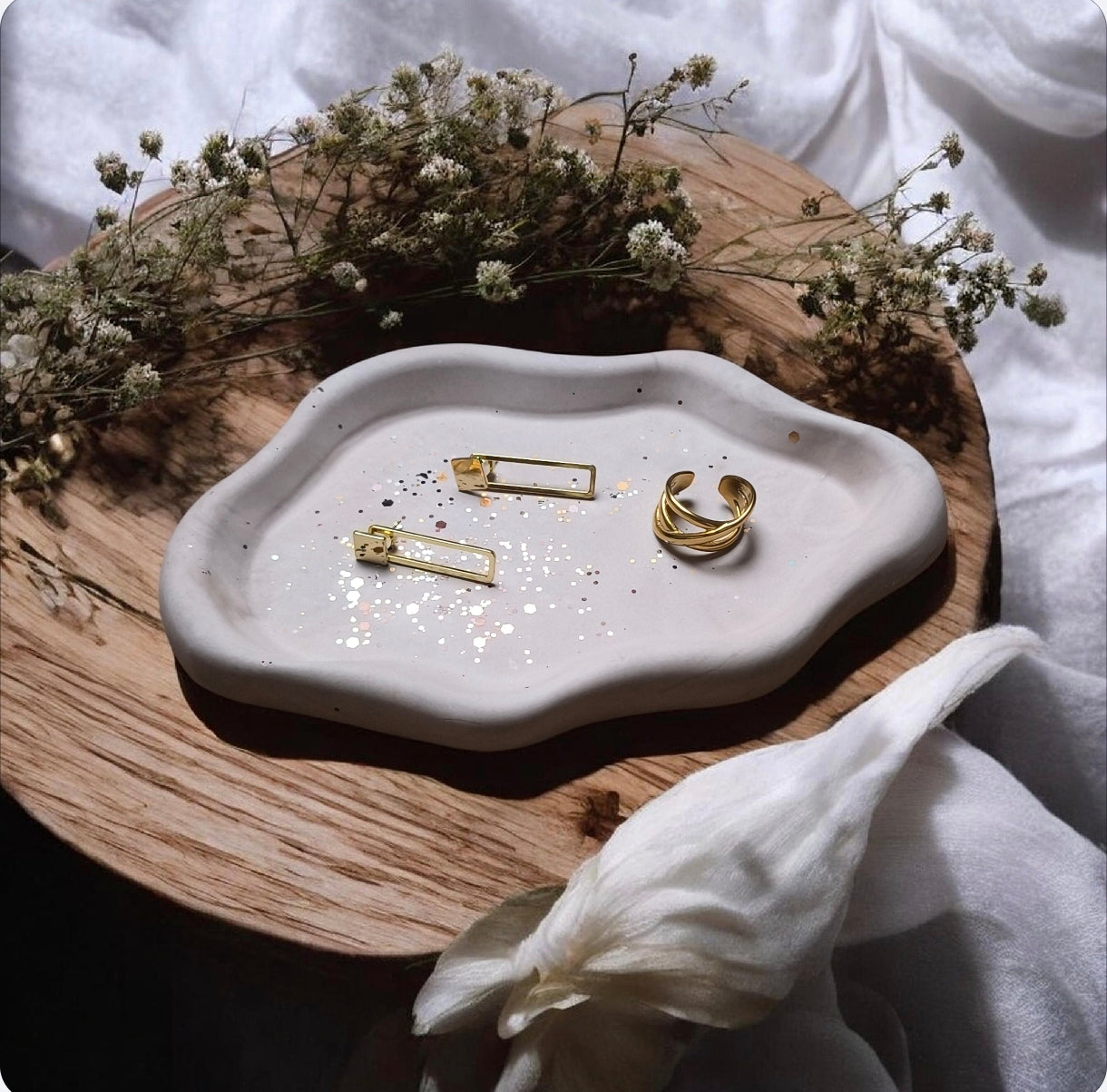 Plateau bijoux en Jesmonite – Home by maletim