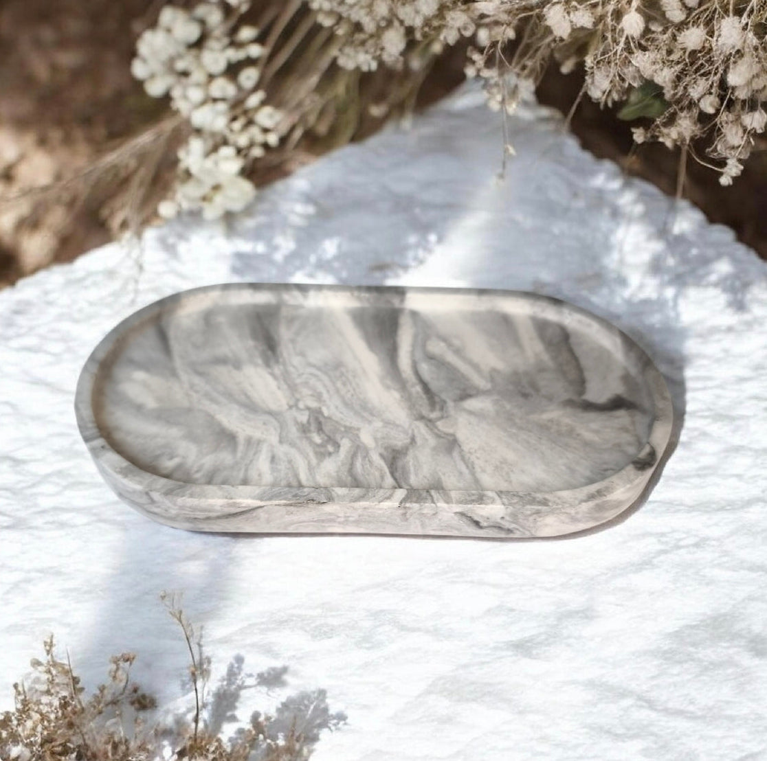 Plateau bijou marbré blanc et gris en Jesmonite – Home by maletim
